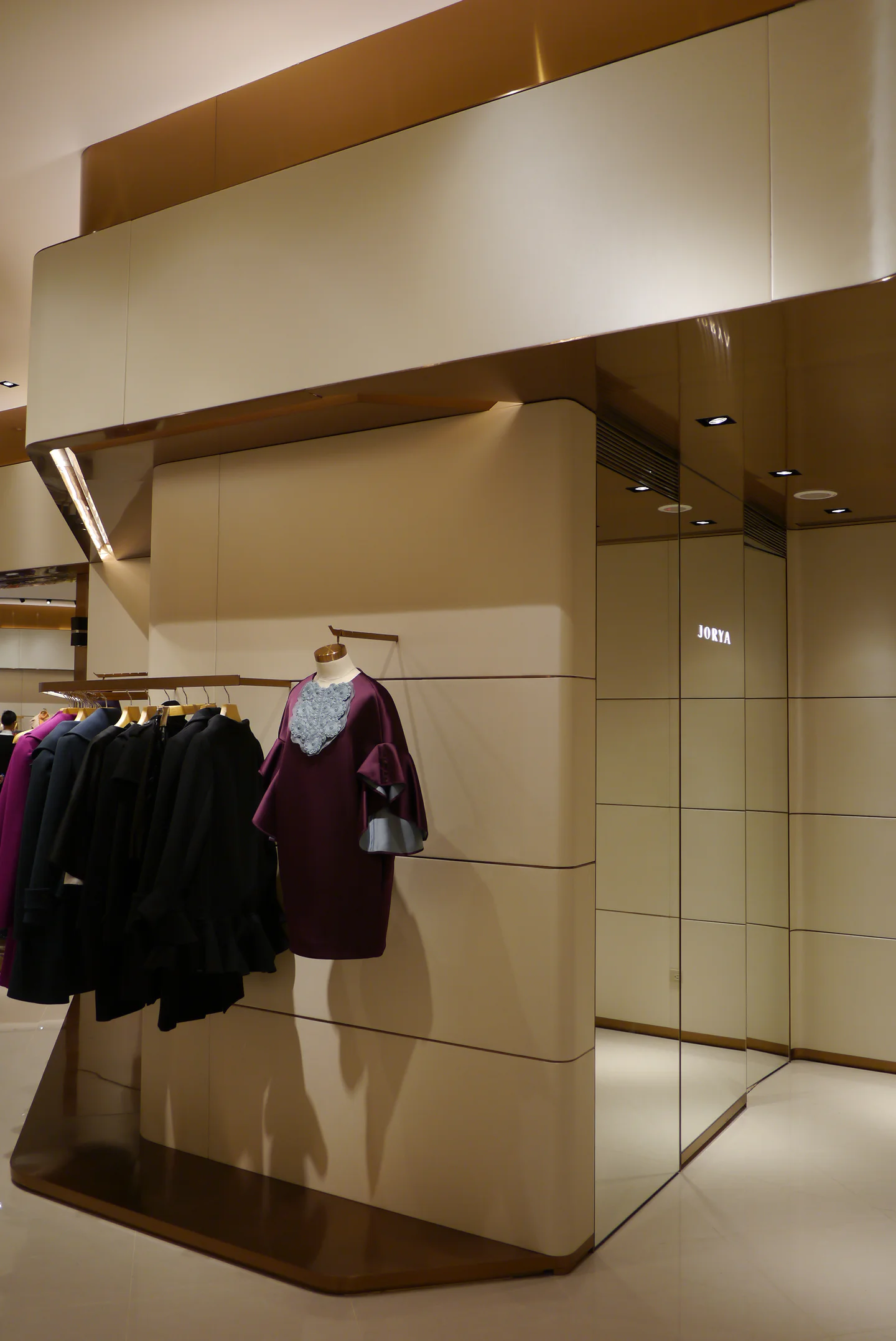 Jorya女裝桃園華泰店 14