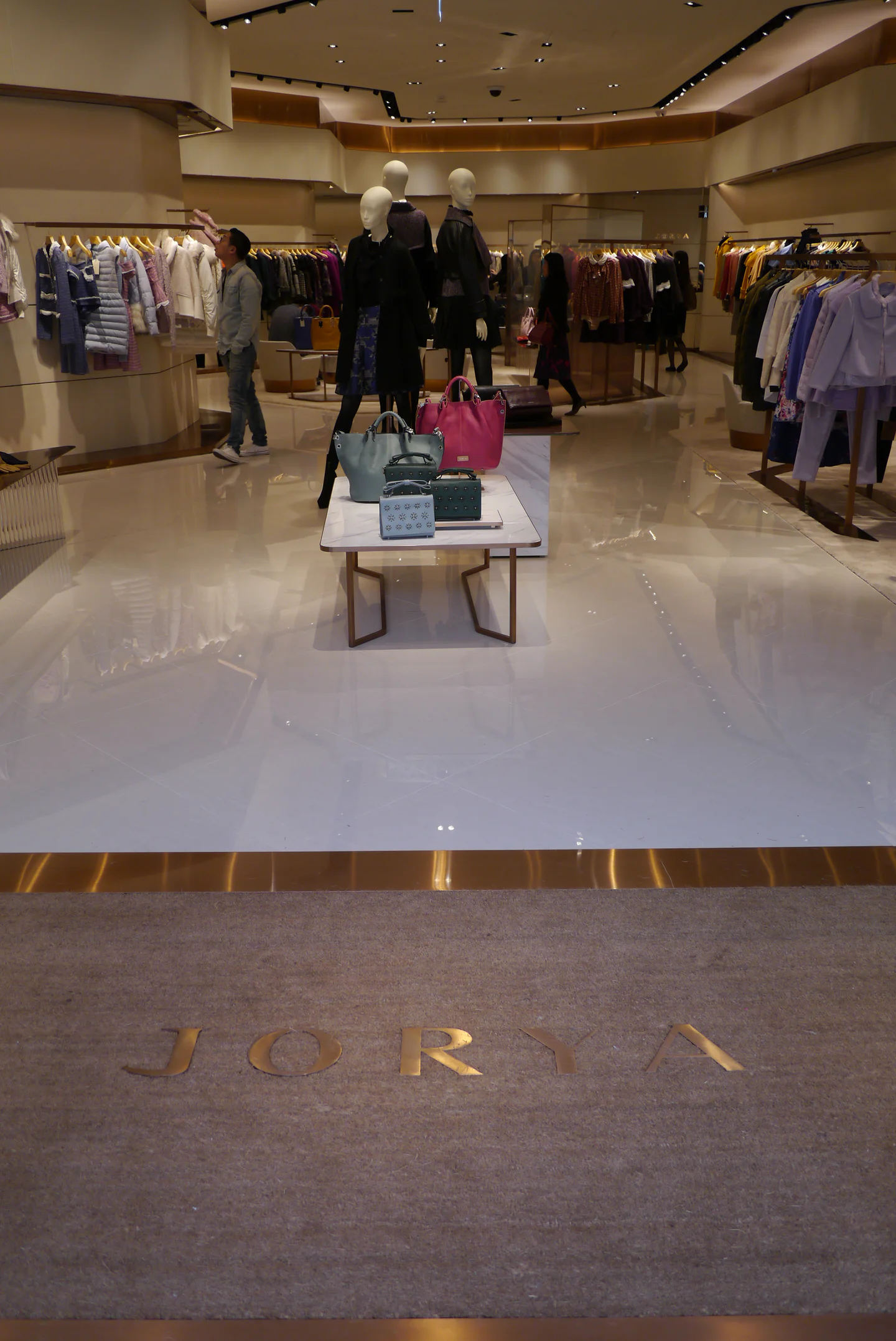 Jorya女裝桃園華泰店 21