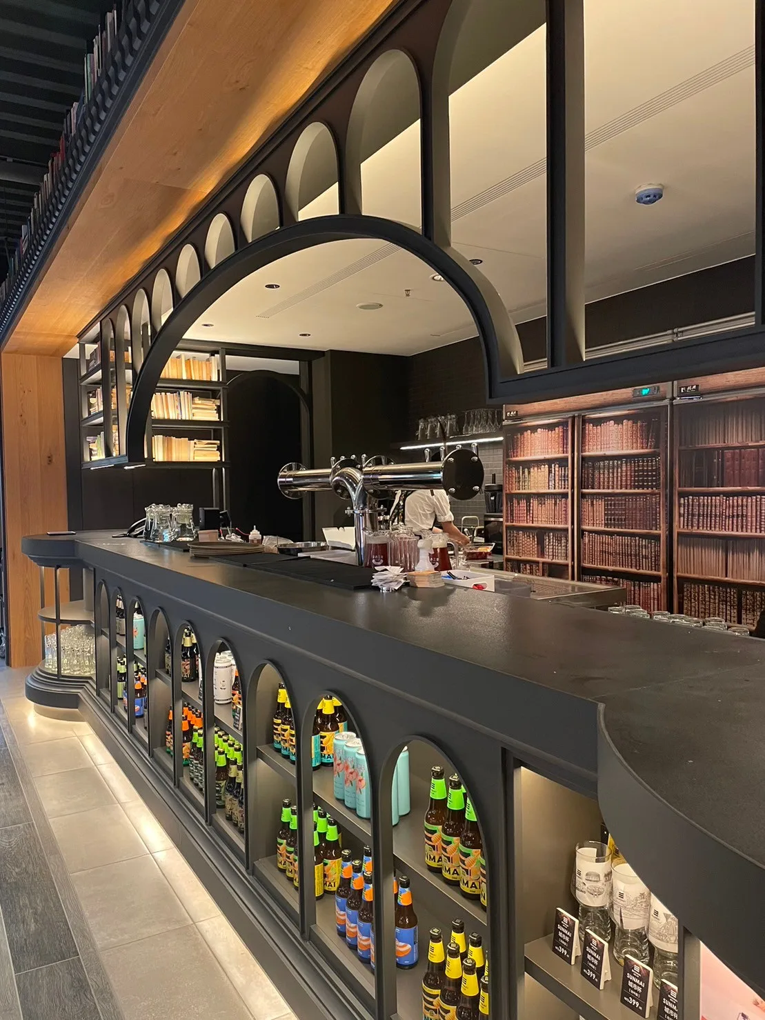 金色三麥桃園藝文店 13
